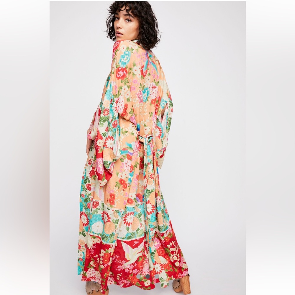 Spell designs Delilah patchwork maxi kimono ruby One Size brand new with tags - Picture 11 of 13